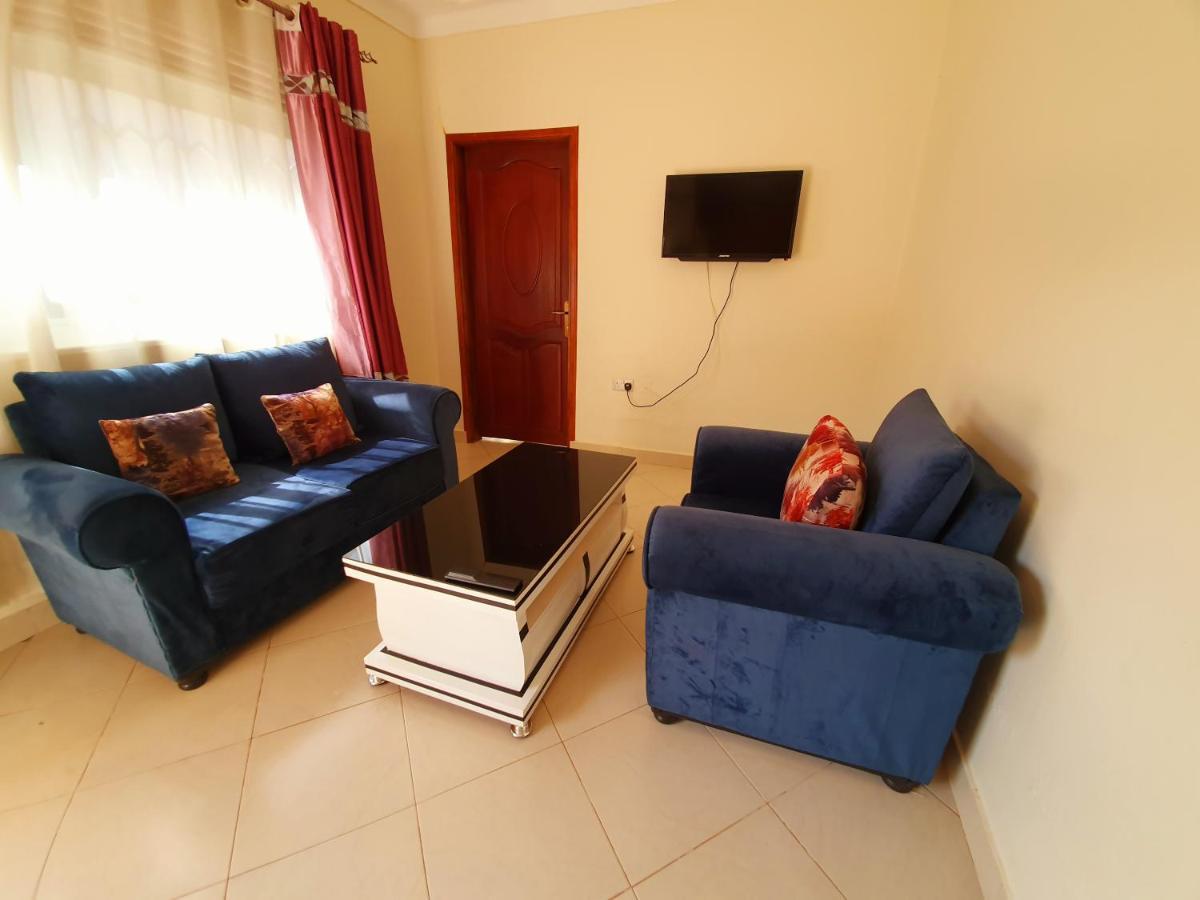 Airport Unique Hotel Entebbe Bagian luar foto